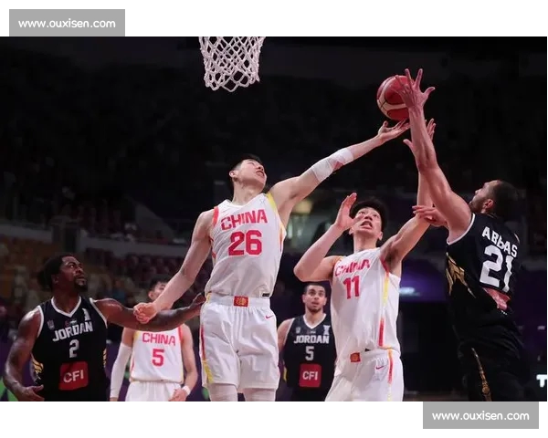 中国篮球队备战亚洲杯,焦点对决与全新阵容亮相引关注 中国篮球队备战亚洲杯,焦点对决与全新阵容亮相引关注